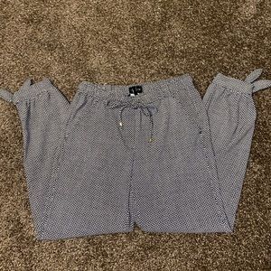 Black & White Jogger/Dressy Pants